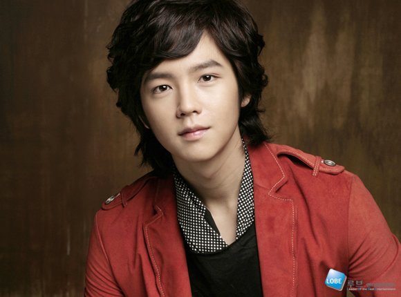 Jang Geun-suk - Wallpaper Gallery