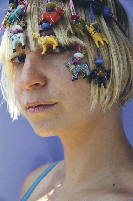 Download this Sia picture