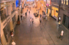 istiklal caddesinde yolun kenarında oturmak / #317249