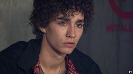 Robert Sheehan 310517 Uludag Sozluk Galeri